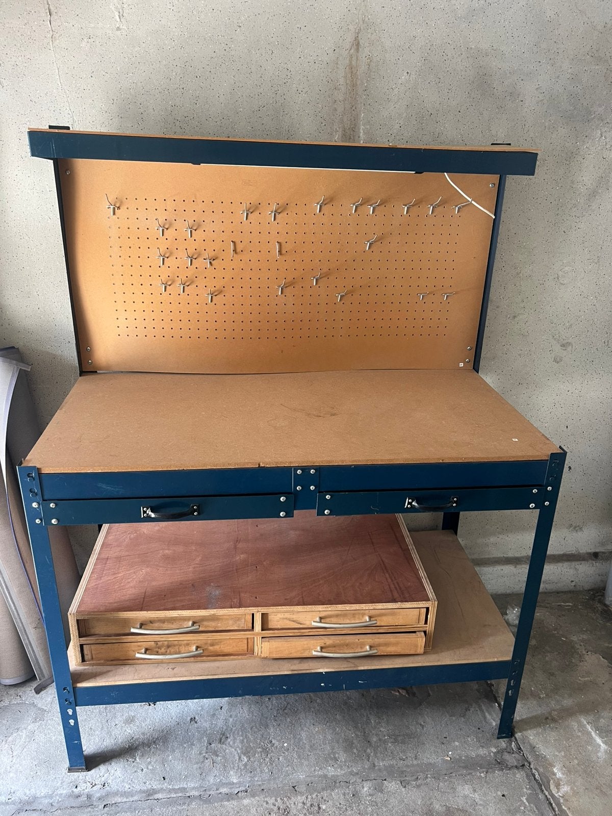 Établi, Bricolage & Construction, Établis, Enlèvement, Comme neuf