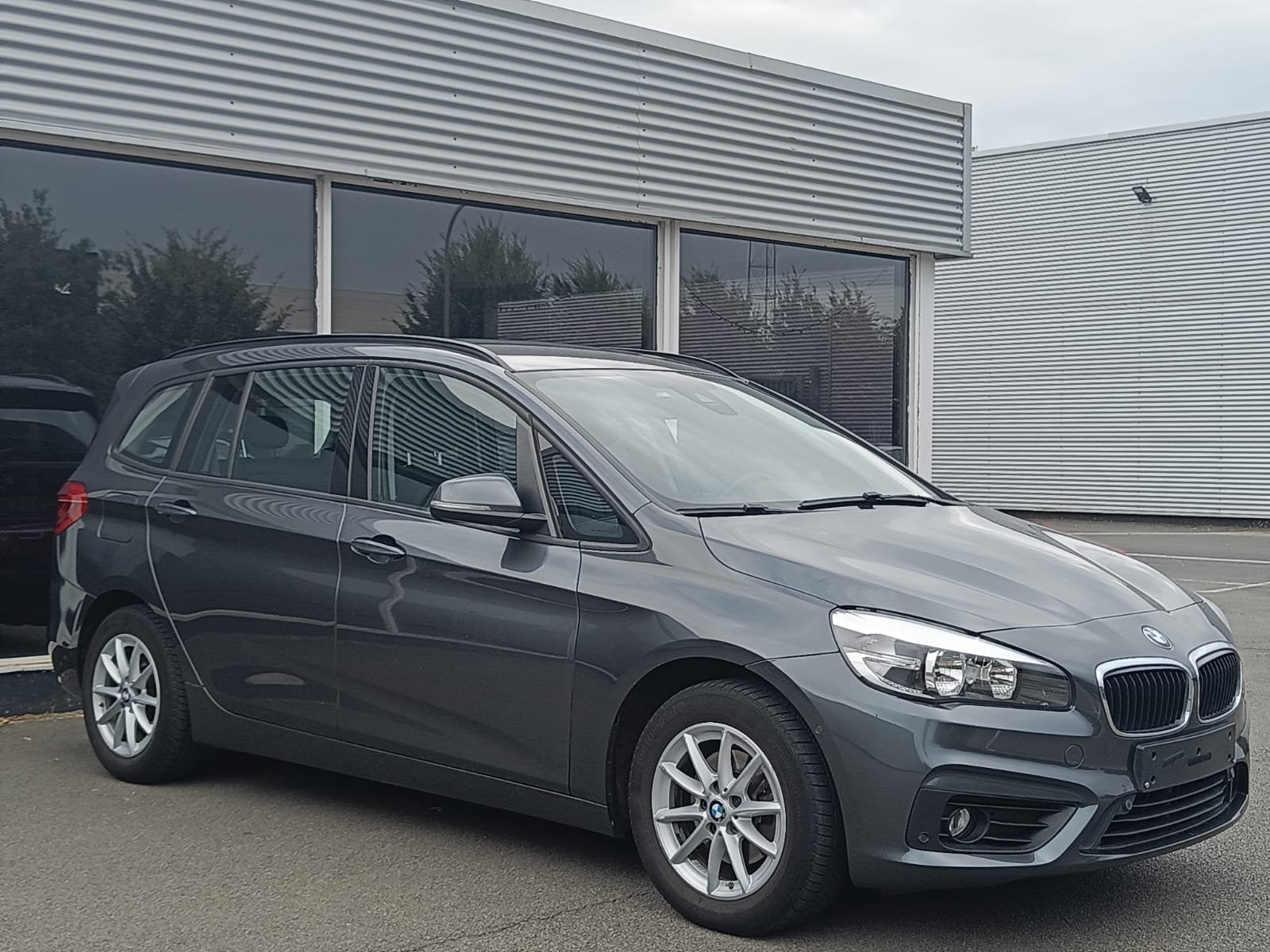 BMW 216D GRAN TOURER BUSINESS EDITION, Auto's, Dealer onderhouden, 5 deurs, Particulier, 85 kW
