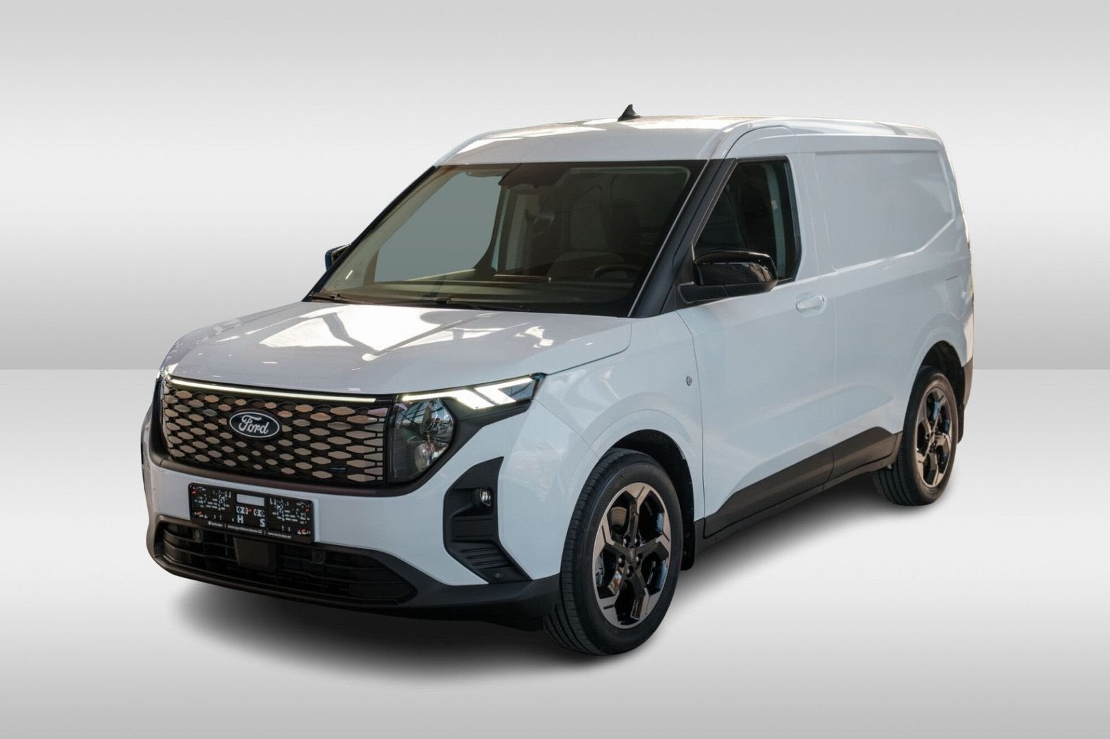 Ford E-Transit Courier 44 kWh Limited Winterpakket (wordt ve, Auto's, Bestelwagens en Lichte vracht, Automaat, Wit, Elektrisch