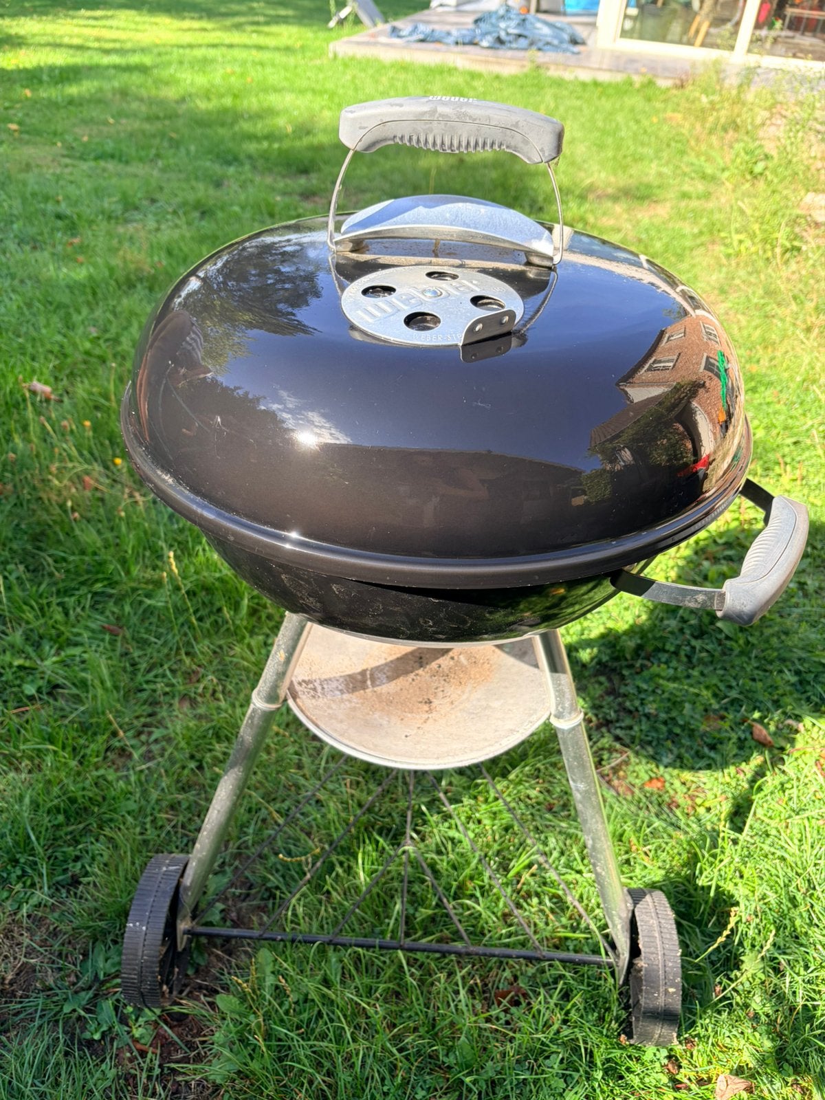 Weber houtskoolbarbecue met deksel, Ophalen, Gebruikt