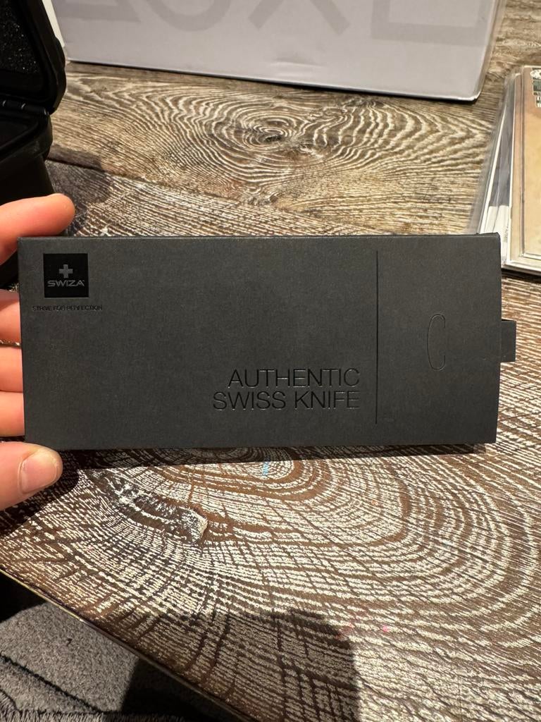 Swiza D03 allBlack, Ophalen of Verzenden
