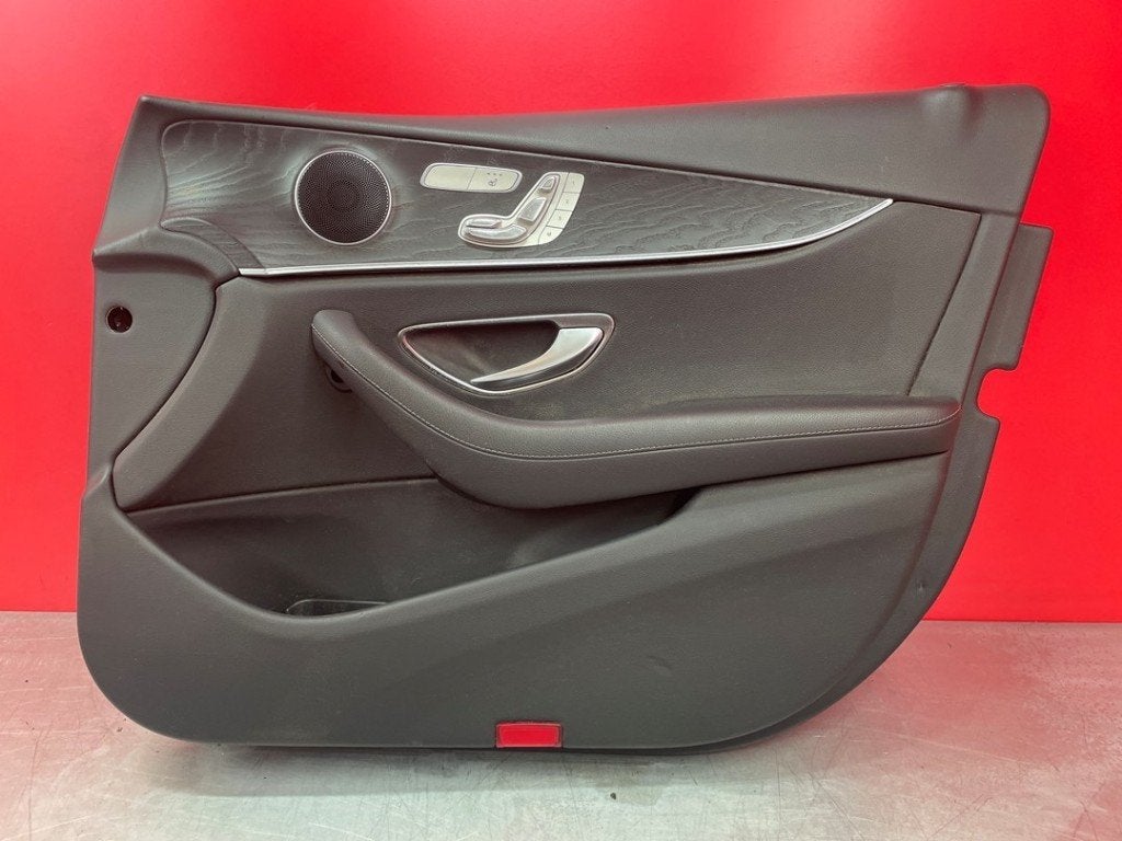 PORTIERBEKLEDING RECHTS VOOR E (W213) (|A2137207807|), Auto-onderdelen, Gebruikt, Mercedes-Benz, Dialog.mb@mercedes-benz.com, Mercedes-Benz AG