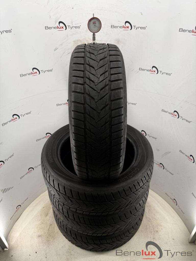 winter 215/55R18 95H Vredestein 215/55 R18 215/55/18 2155518, Auto-onderdelen, Banden en Velgen, 18 inch, -, -, Band(en)