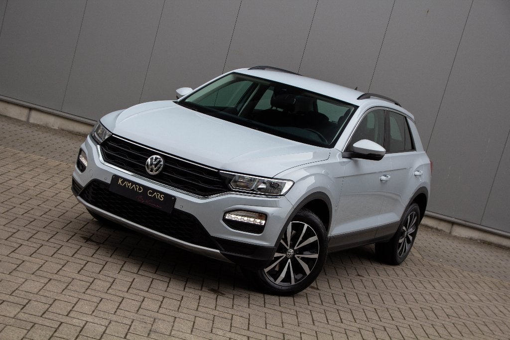 Volkswagen T-Roc 1.5 TSi / 2018 / 79.482km / Automaat, Autos, Volkswagen, Argent ou Gris, Achat, Entreprise, https://public.car-pass.be/vhr/e7e3a2c1-5b43-4b83-92b3-92a6b023bda0?lang=nl