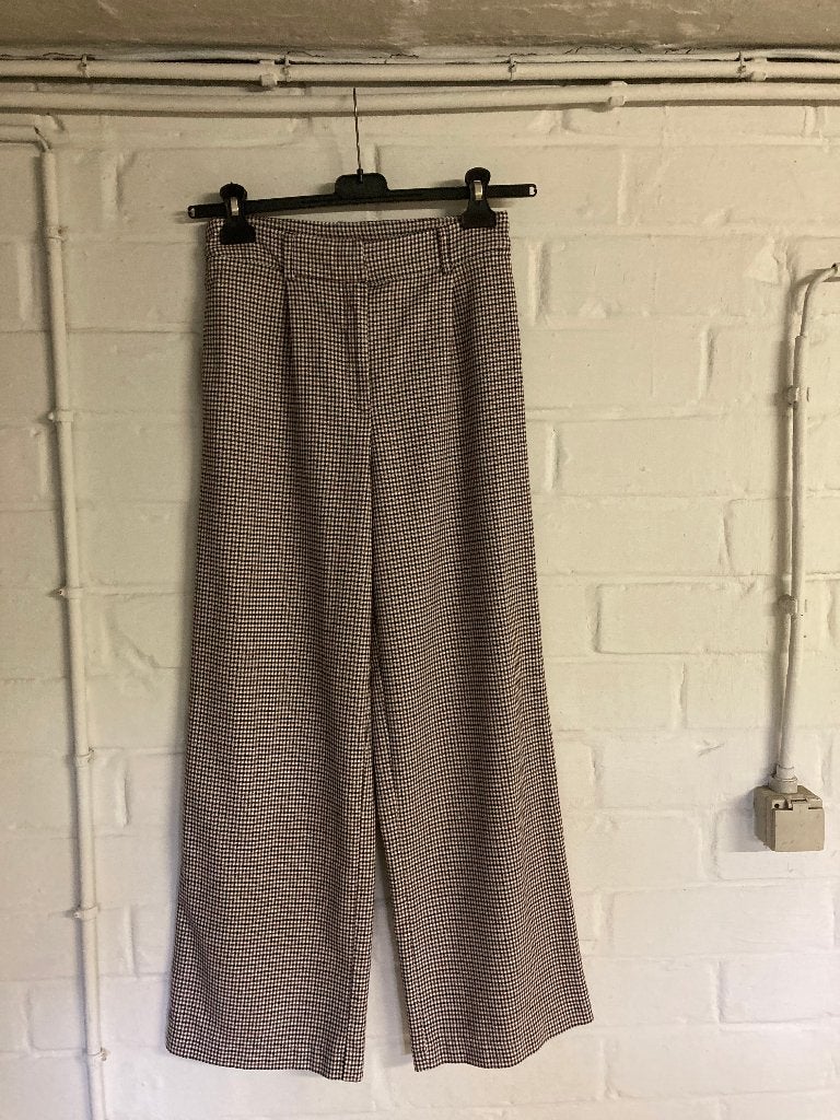 Bruin, zwart en beige geruite lange broek, Groggy, 16 jaar, Kinderen en Baby's, Kinderkleding | Maat 176, Broek, Meisje, Groggy