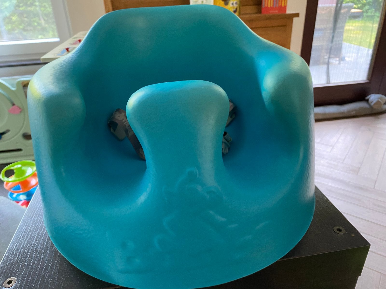 Bumbo stoeltje met gespjes, Ophalen, Zo goed als nieuw