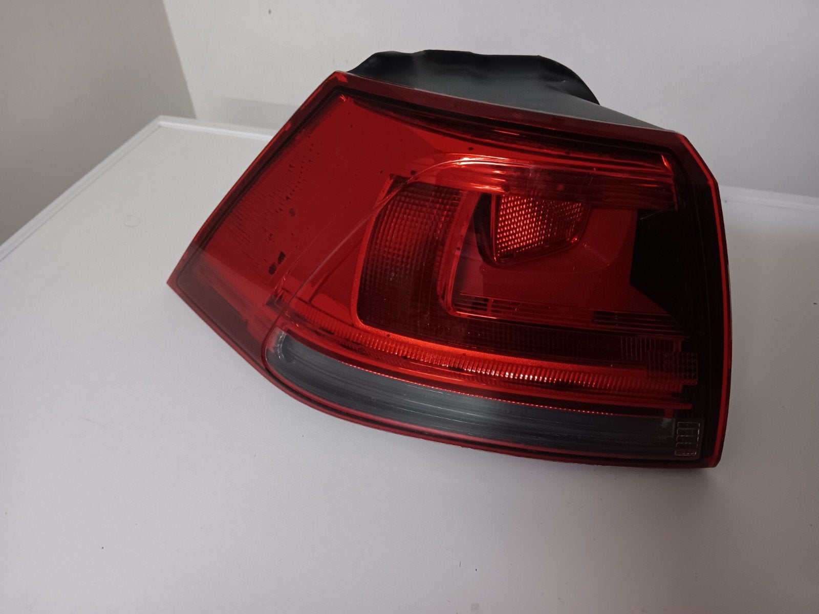 VW golf 7, feu arrière gauche 5GO945095M, Autos : Pièces & Accessoires, Enlèvement ou Envoi, Utilisé, Volkswagen