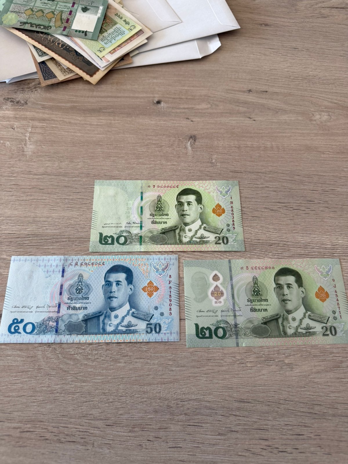 Ensemble de notes UNC thaïlandaises, Enlèvement ou Envoi