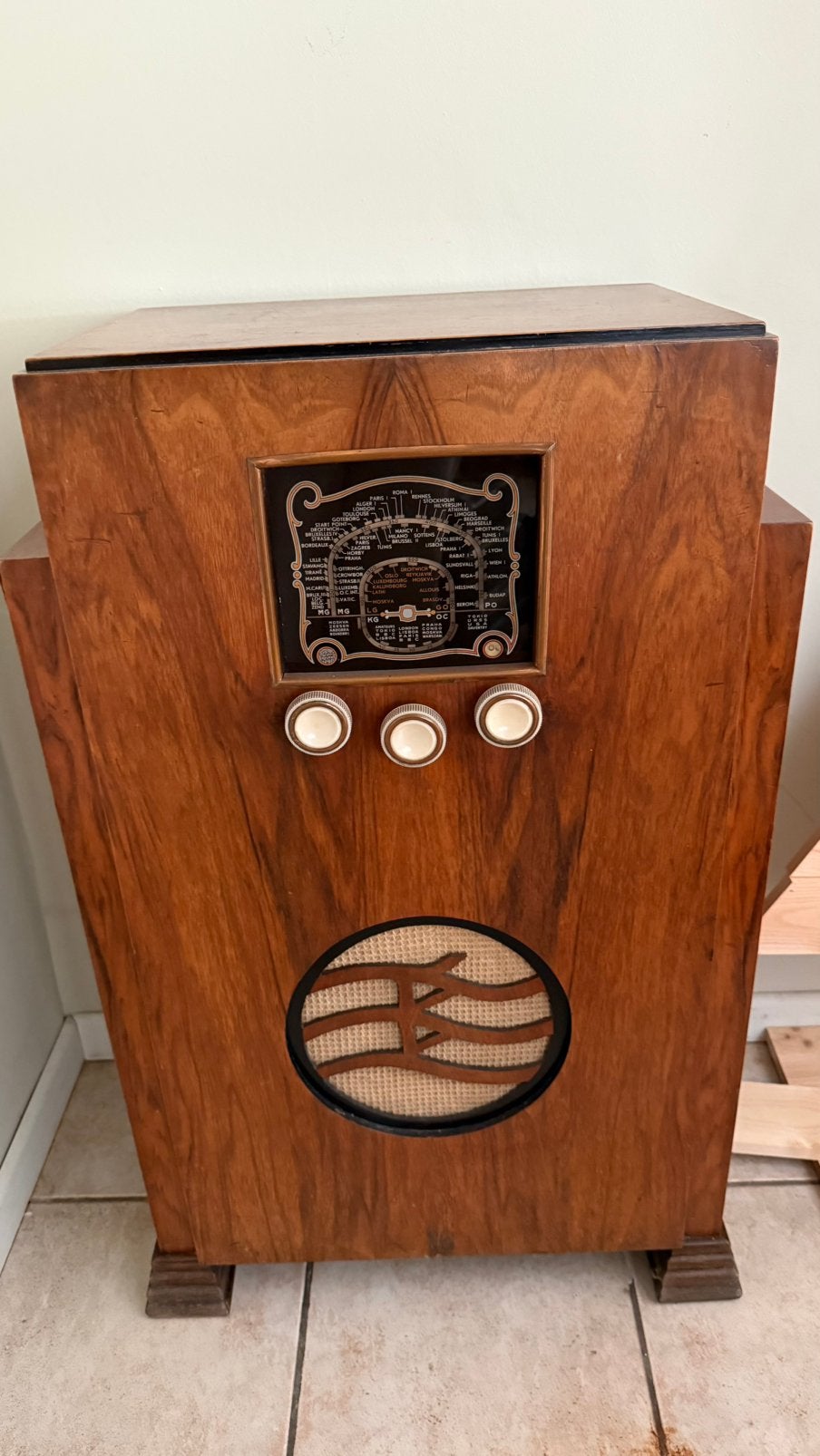 Oude radio ‘Echo Radio’, Antiek en Kunst, Antiek | Tv's en Audio, Ophalen