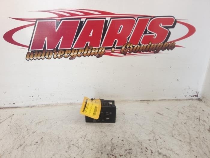 Commutateur lumière d'un Ford C-Max, -, -, 3 mois de garantie, -