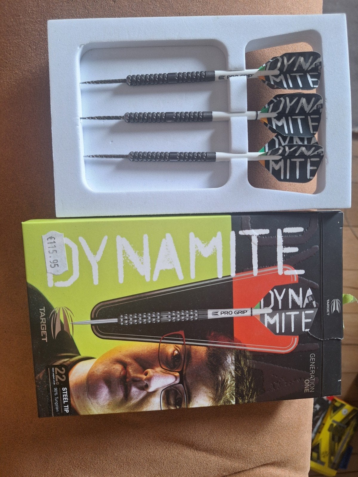 Target keane barry 22 gram 90% tungsten dartspijlen, Sport en Fitness, Darts, Verzenden