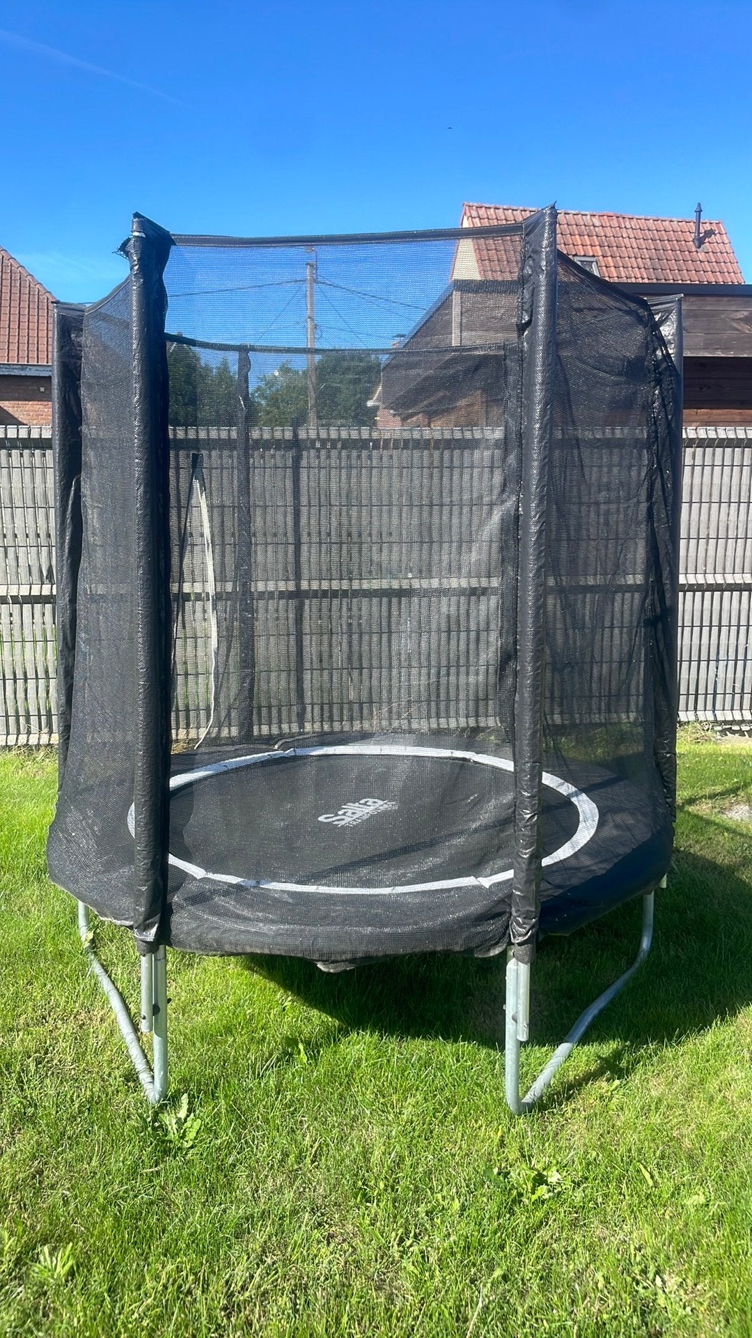 Kinder trampoline Salta te koop, Ophalen, Zo goed als nieuw