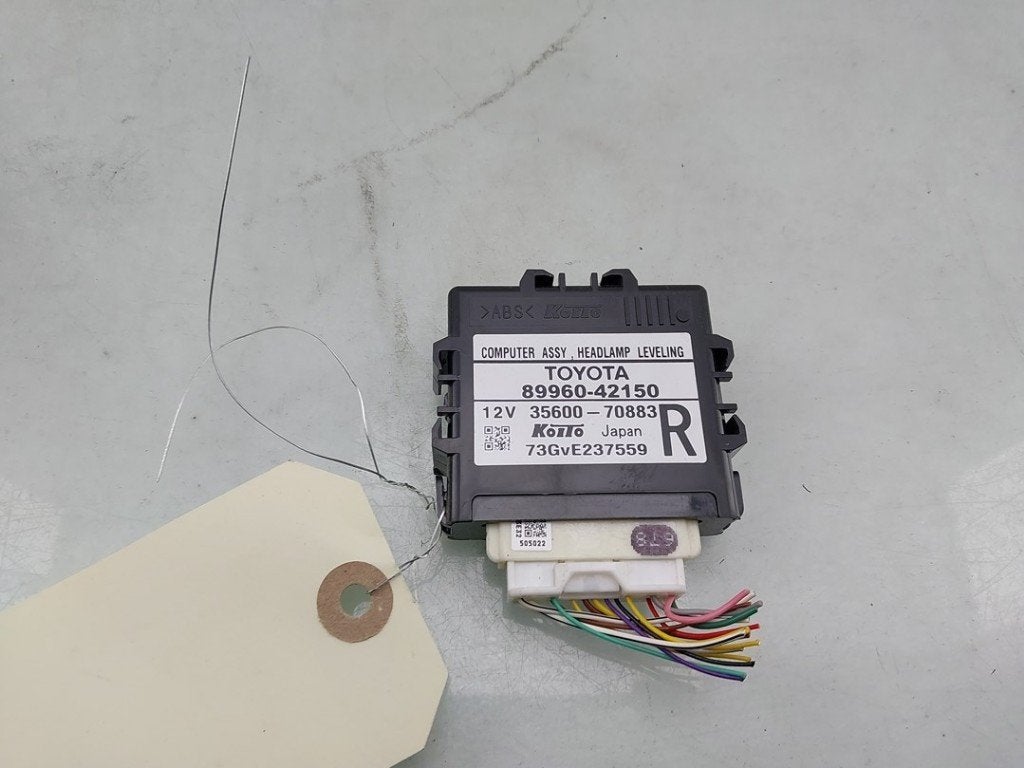 COMPUTER VERLICHTING RAV4 (A4) (|8996042360|8996042170|), Gebruikt, Toyota