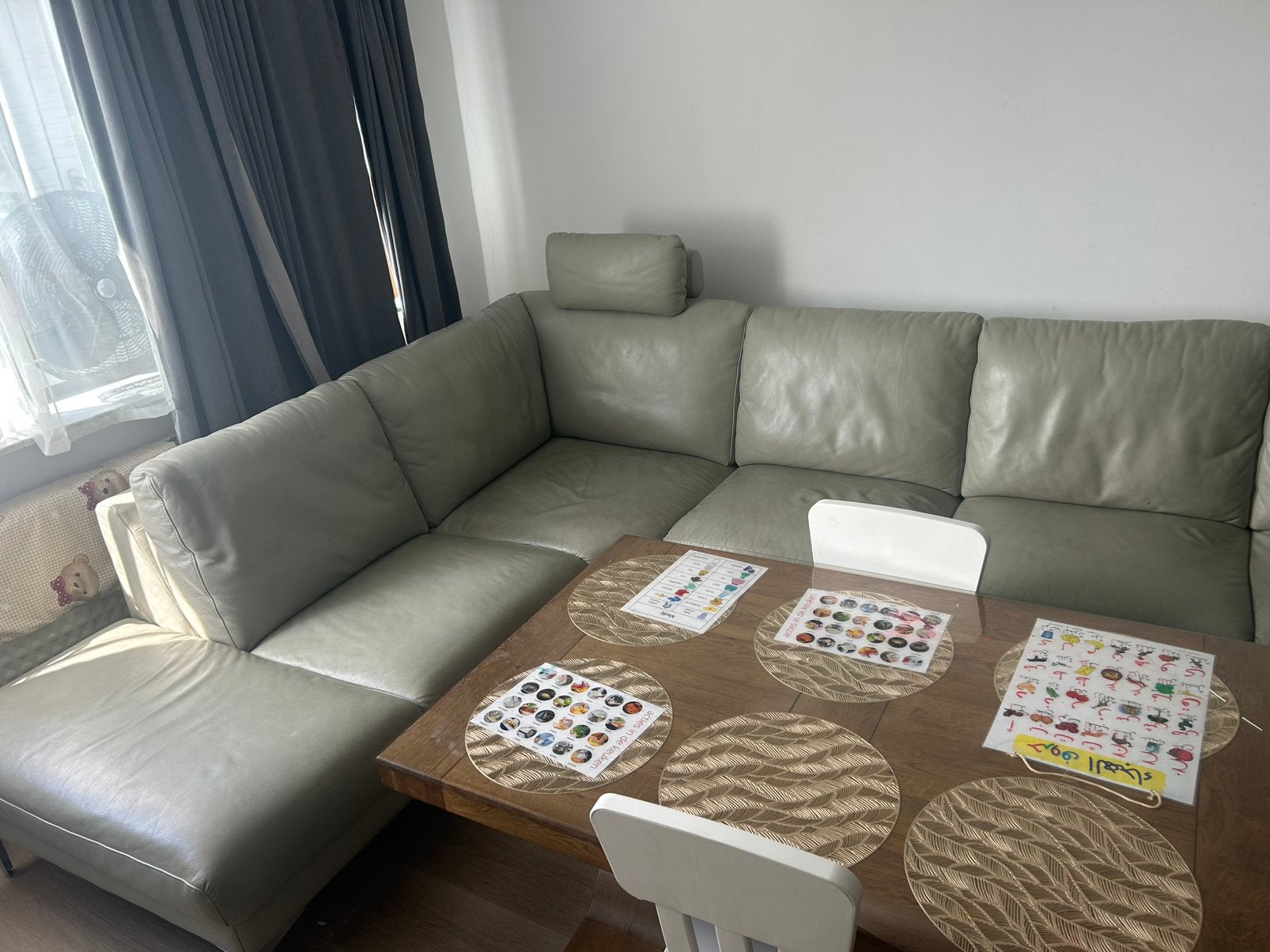 Fauteuil vrai cuir +table tres solide faire offre, Ophalen of Verzenden, Gebruikt, Leer