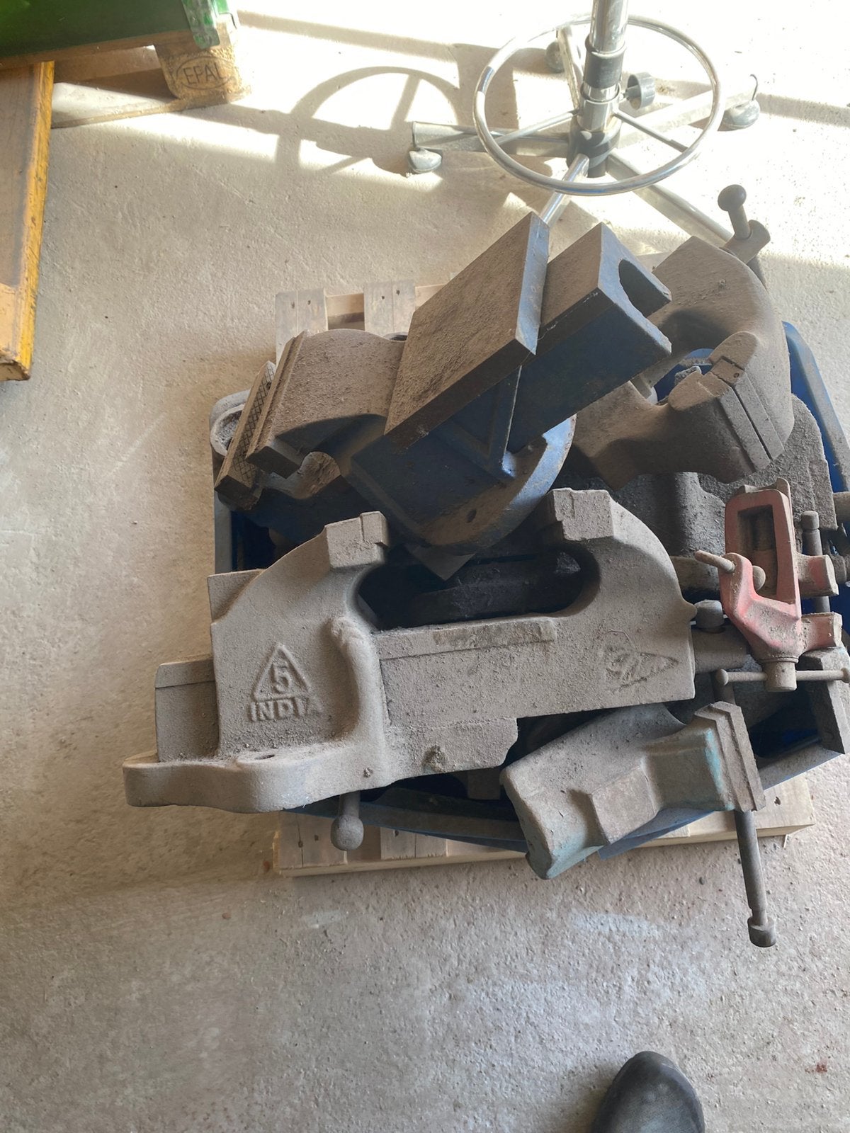 Bancs, Enlèvement, Comme neuf
