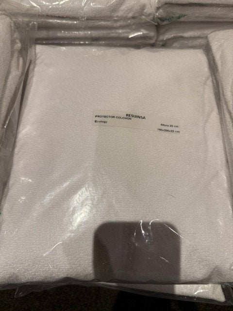 2 protège-matelas Resinsa 160x200x22, Neuf, Respirant, Autres marques, Enlèvement