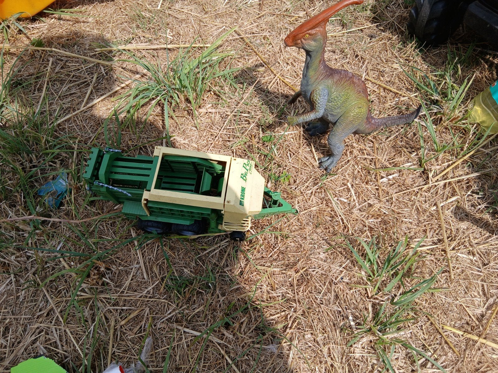 Dino en traktor remorque hooipers, Ophalen, Zo goed als nieuw