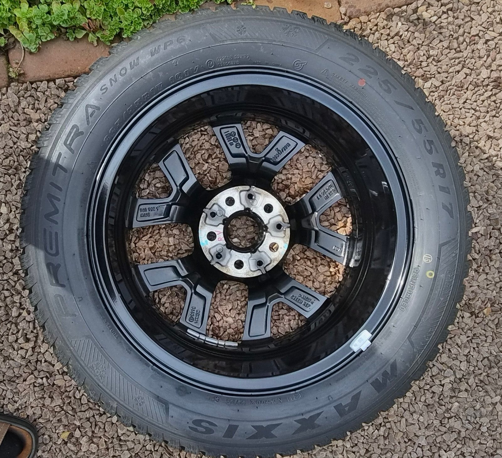 Velgen : Originele BMW Styling 574 17" + winterbanden – X1 F, Pneus hiver, Véhicule de tourisme, 17 pouces, Enlèvement