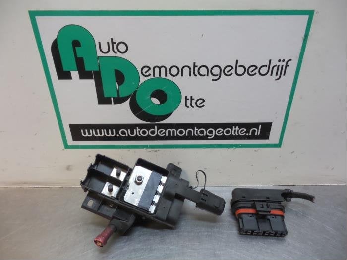 Couvercle de la batterie d'un BMW 7-Serie (7-Serie 02-), -, Utilisé, -, Enlèvement ou Envoi