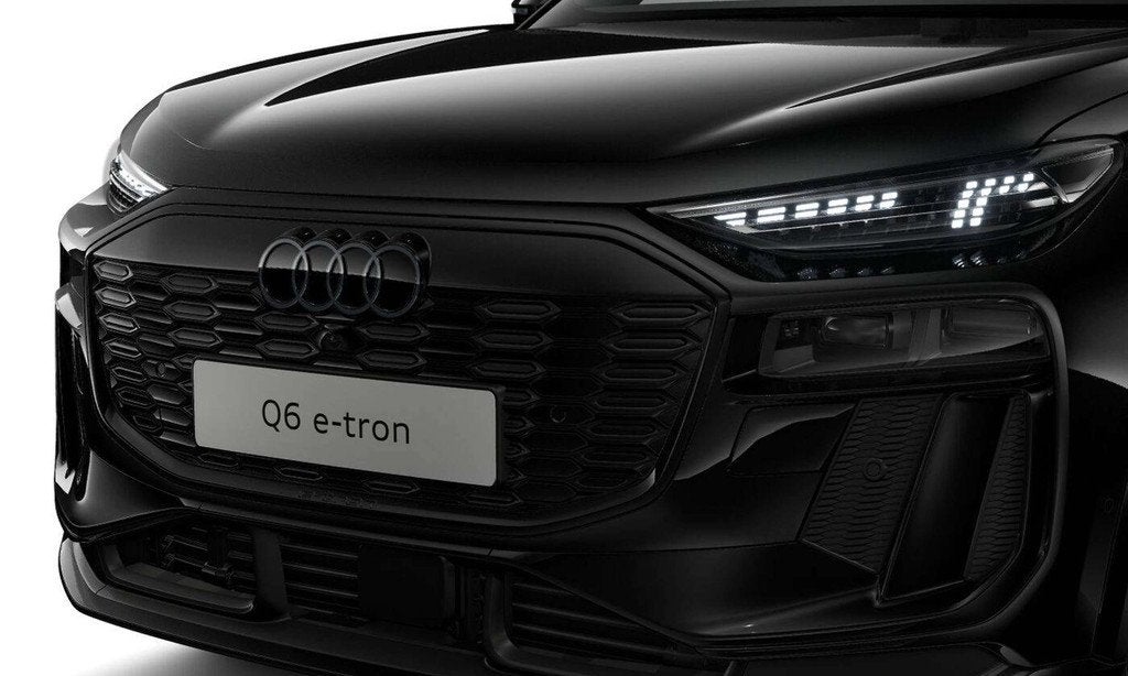 Audi Q6 e-tron Q6 e-Tron S line l Pano l Passagiersdisplay l, Auto's, Gebruikt, Zwart, Zwart, 5 zetels