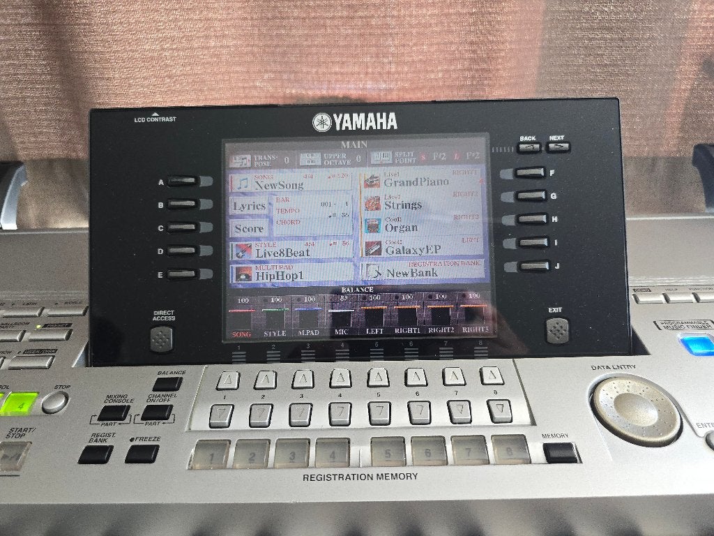 TYROS 1 avec USB. Remplace le lecteur de disquette.Rare, Enlèvement, Comme neuf, 61 touches, Yamaha