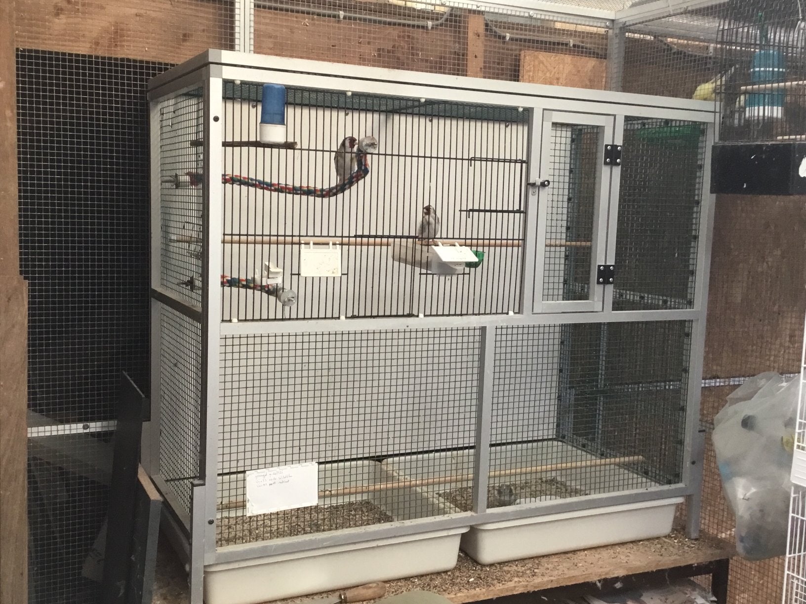 Grote vogelkooi in aluminium, Ophalen, Zo goed als nieuw, Aluminium, Vogelkooi
