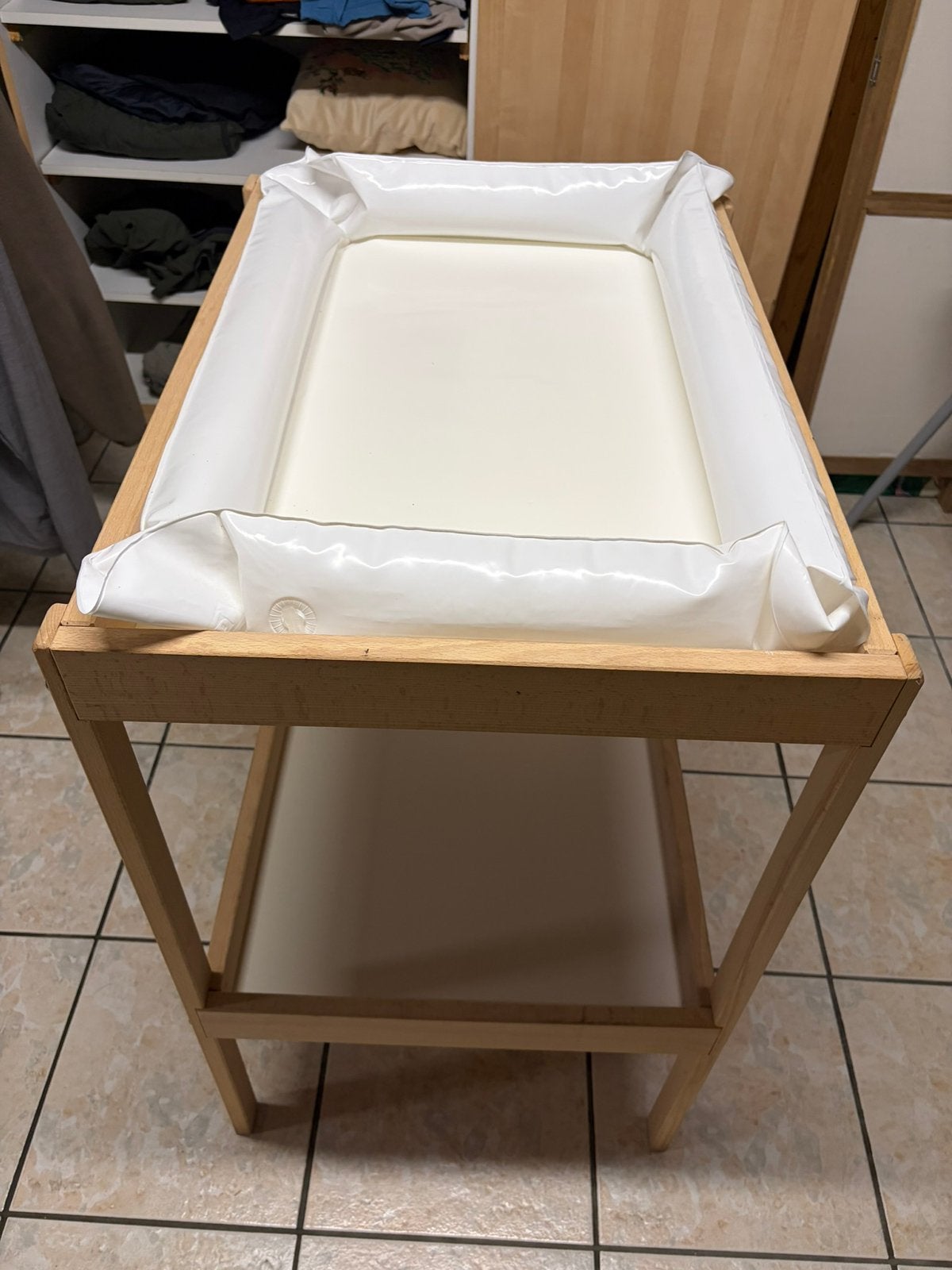 Verschoontafel en kussen Ikea, Kinderen en Baby's, Ophalen, Zo goed als nieuw, Commode