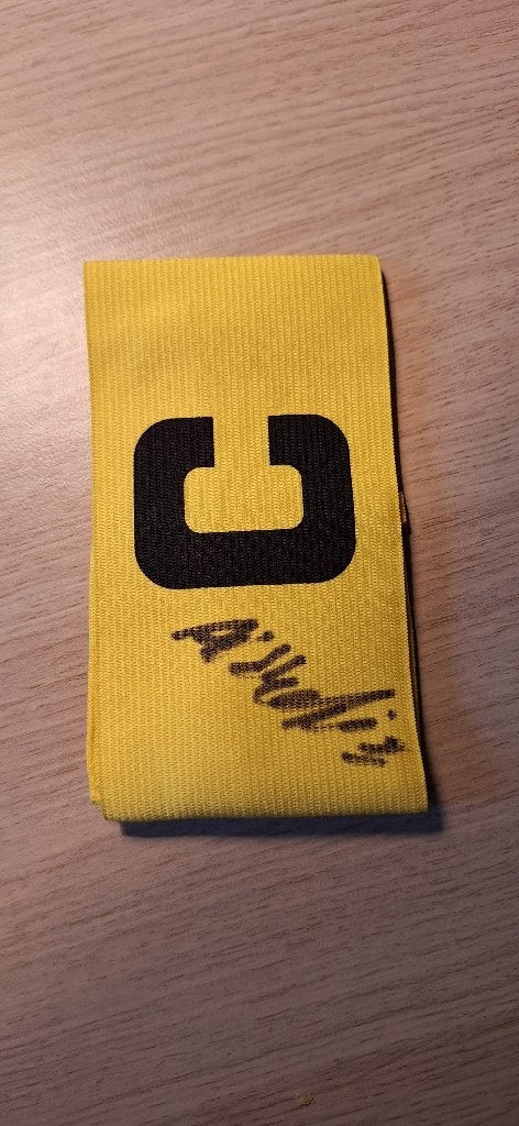 Aanvoerdersband met handtekening; Ismail Aissati # Ajax PSV, Verzamelen, Sportartikelen en Voetbal, Verzenden, Nieuw, Shirt