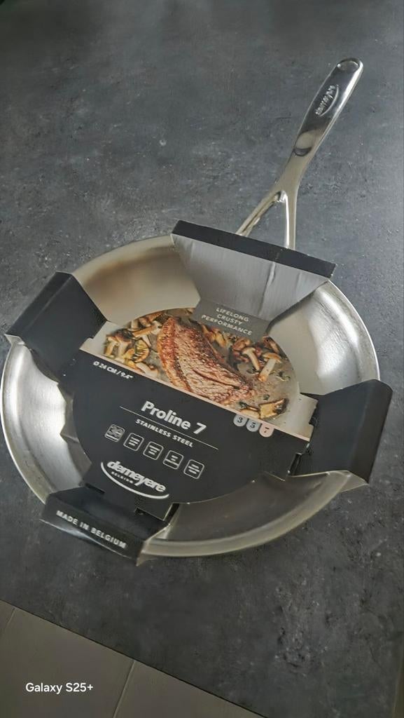 Nouveau ! Plat à pâtisserie Demeyere Proline 24 cm, Neuf, Inox, Enlèvement ou Envoi, Poêle à frire ou Sauteuse