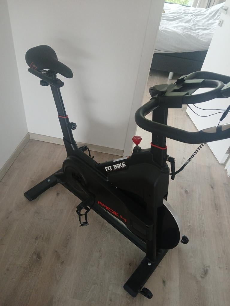 Fit bike Race 4, Ophalen