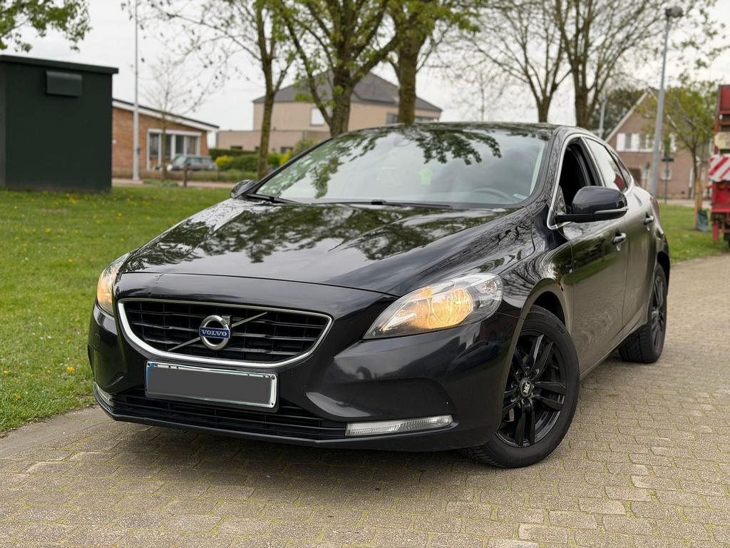 Volvo V40 1.6 D2 Facelift Modèle Bj12/2015 Euro 5B 214.000km, Autos, Volvo, Euro 5, Achat, Entreprise, Boîte manuelle