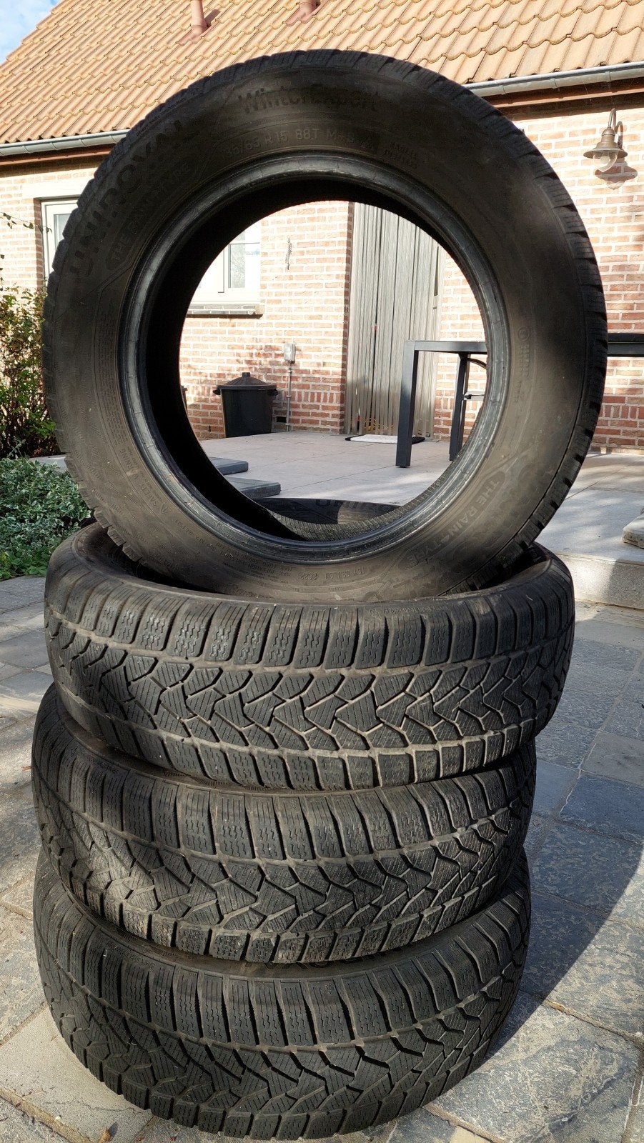 Pneus hiver Uniroyal (4) 185/65 R15. 88T M+S.Renault Clio, Enlèvement, Pneu(s)