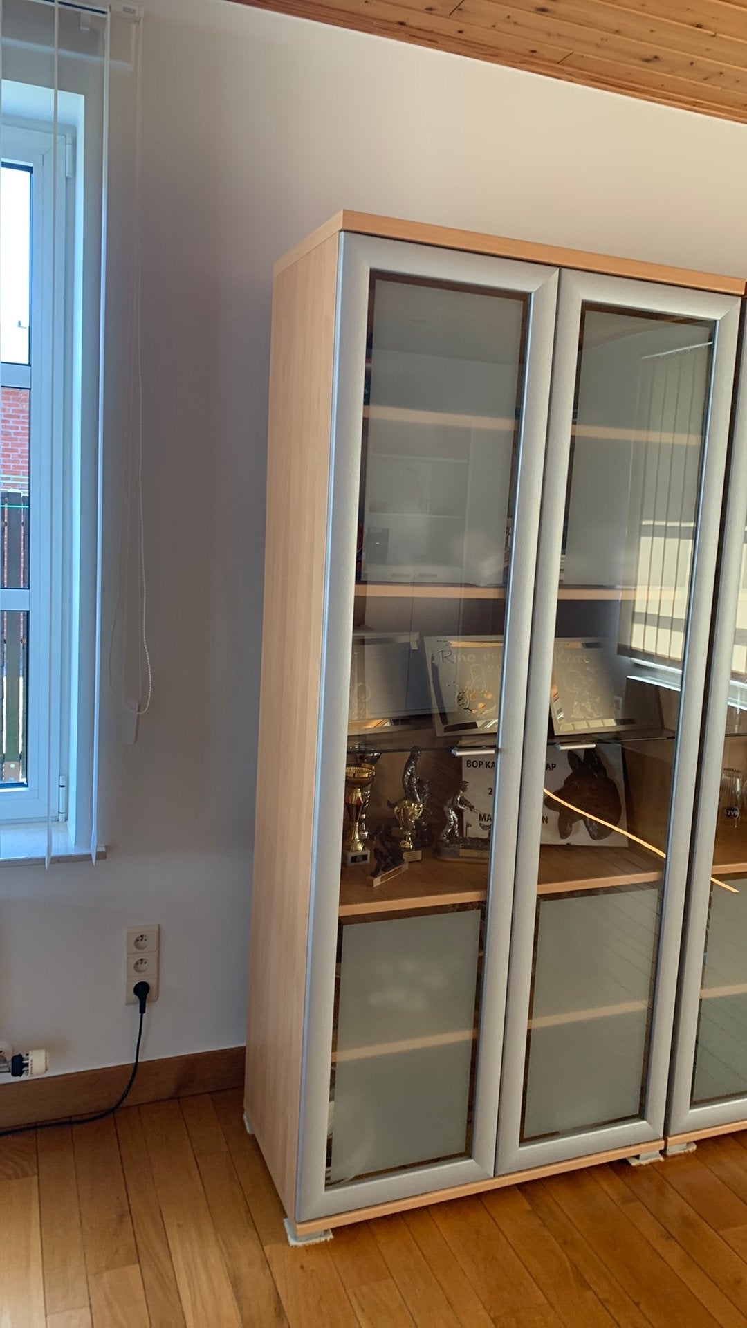 Armoire haute à 2 portes - hêtre, Maison & Meubles, Enlèvement, Utilisé
