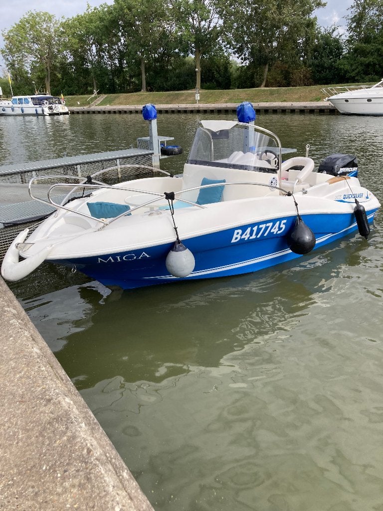 QUICKSILVER _ 555 COMMANDER, Watersport en Boten, Zo goed als nieuw, 115 pk, Quicksilver, Ophalen