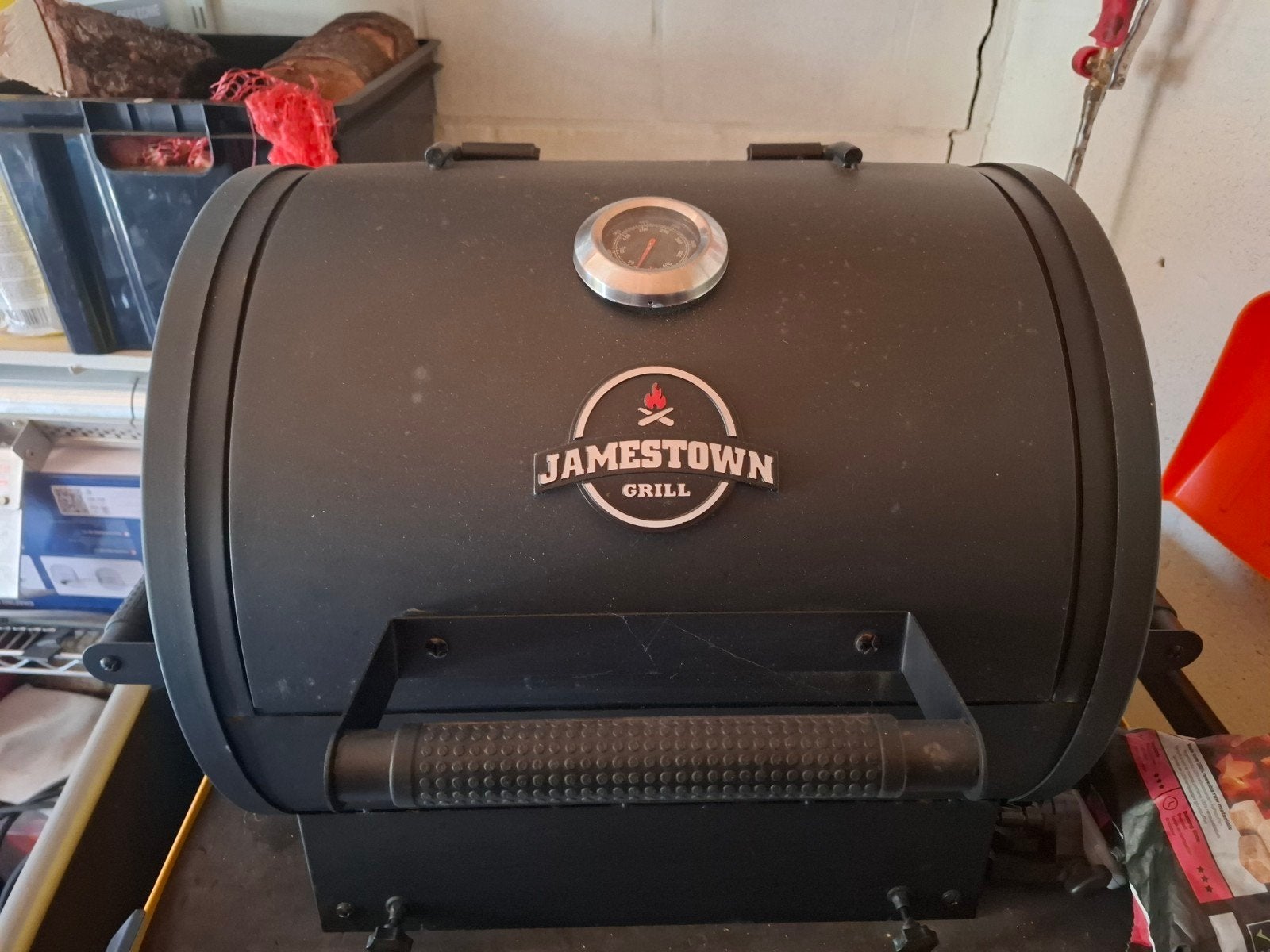 Barbecue Jamestown houtskool, Jardin & Terrasse, Barbecues au charbon de bois, Enlèvement, Utilisé, Jamestown (Gamma)