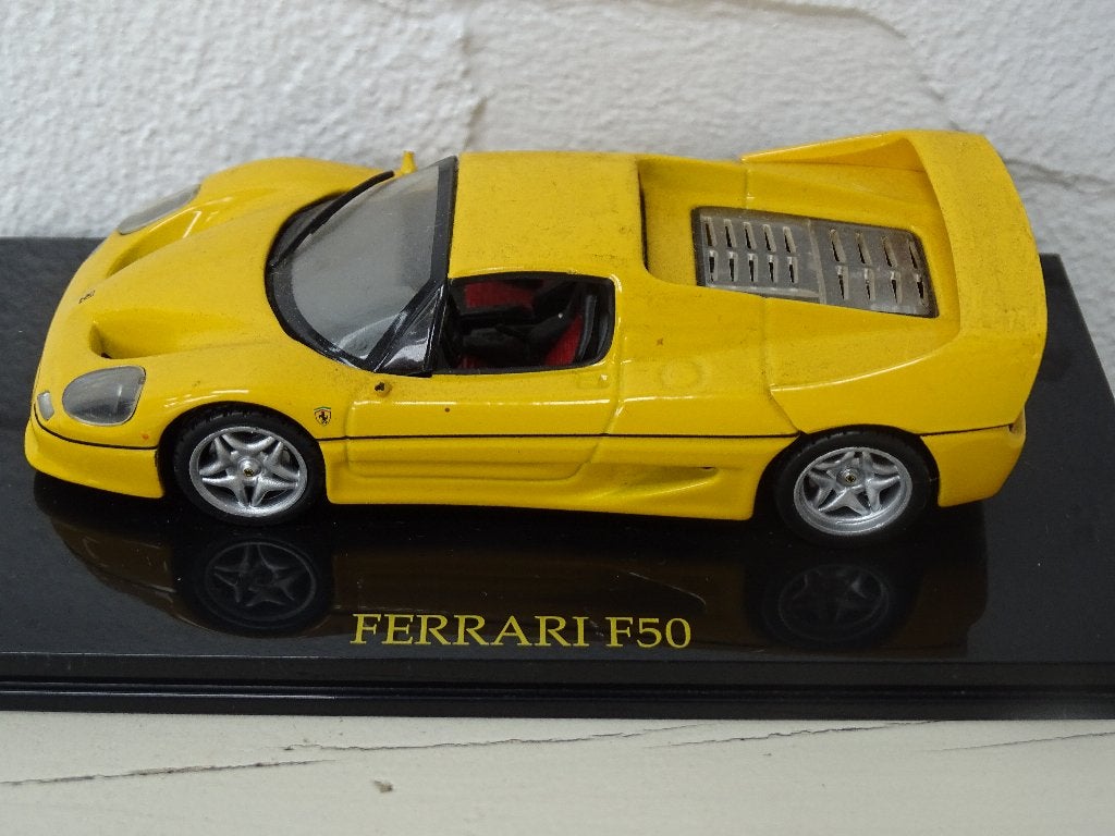 Ferrari F50  1:38 Maisto-Shell collezione, Enlèvement ou Envoi, Comme neuf, Voiture