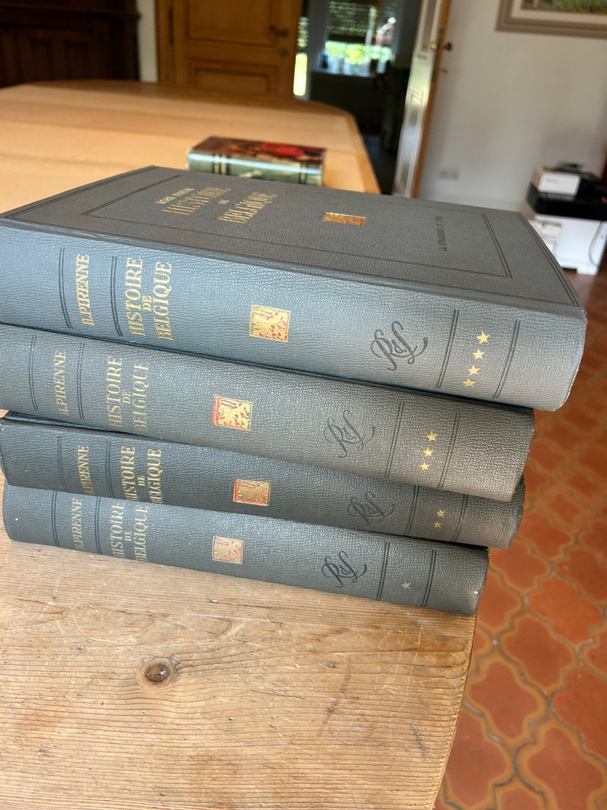 Histoire de Belgique. 4 delen. Antieken boek., Livres, Enlèvement ou Envoi, Comme neuf