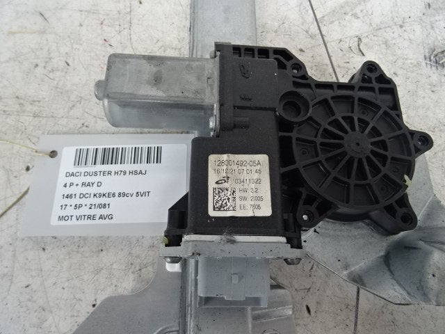 MOTEUR LEVE VITRE ELECTRIQUE AVANT GAUCHE Dacia Duster (HS), Autos : Pièces & Accessoires, Utilisé, Avant, Dacia