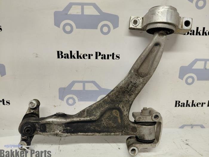 Bras de suspension avant droit d'un Volvo V60, -, -, 3 mois de garantie, -