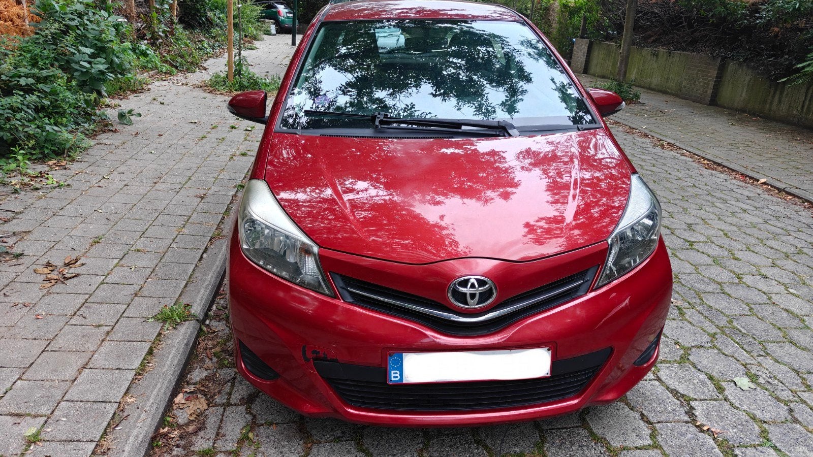 Toyota Yaris - camera de recul, Autos, Rouge, Euro 5, Noir, 5 portes