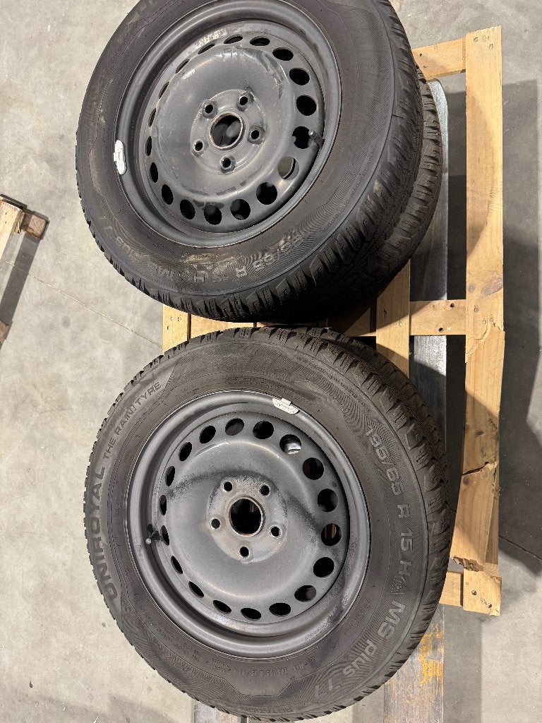 Autobanden Uniroyal MS+77 op velg, Ophalen, Gebruikt, 15 inch, Banden en Velgen