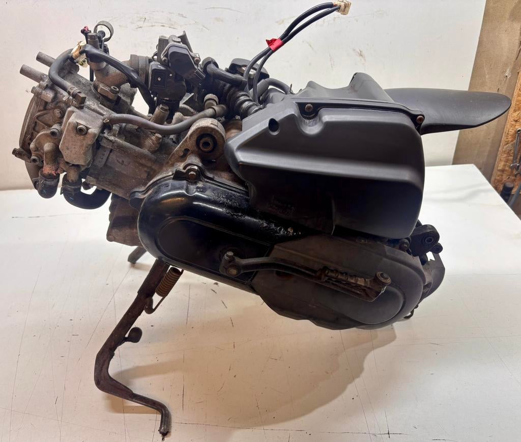 Veel onderdelen Yamaha/MBK Neos/Ovetta 4T 2015 klasse B, Fietsen en Brommers, Brommeronderdelen | Scooters, Gebruikt, Yamaha, Blok