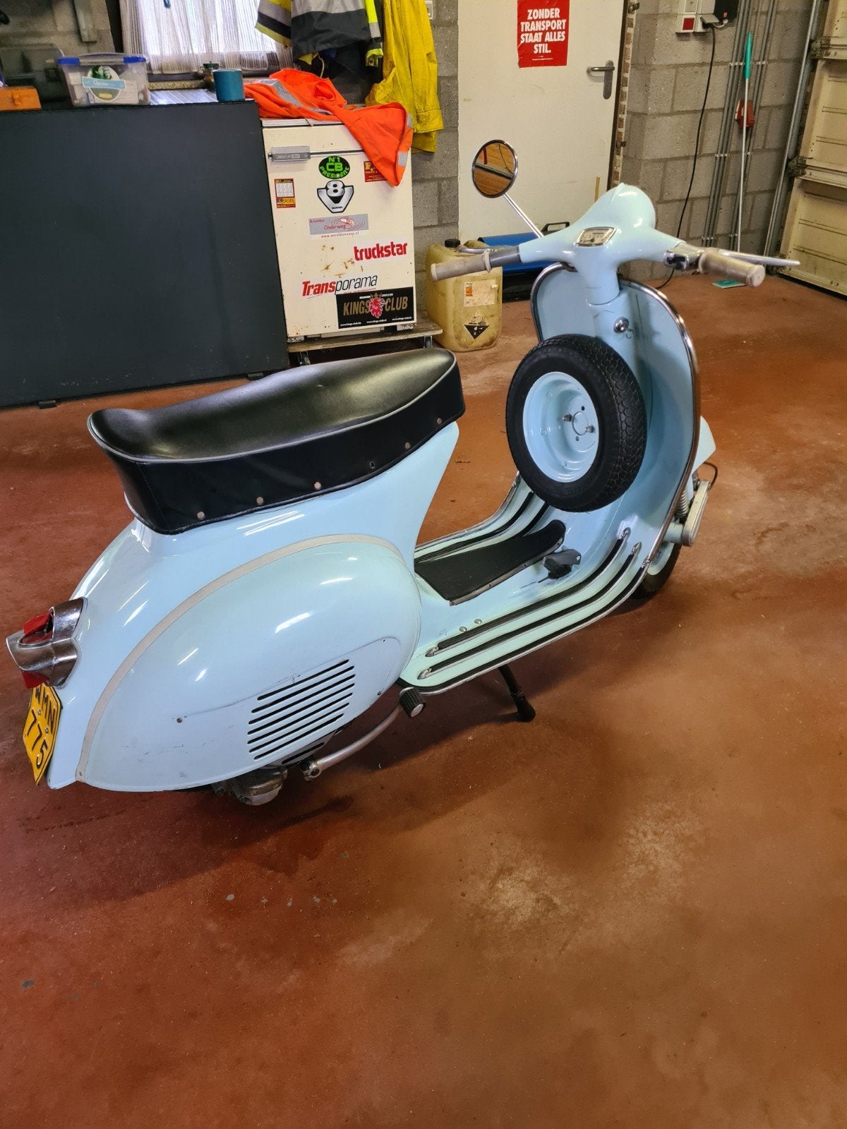 Vespa Piaggio, Enlèvement
