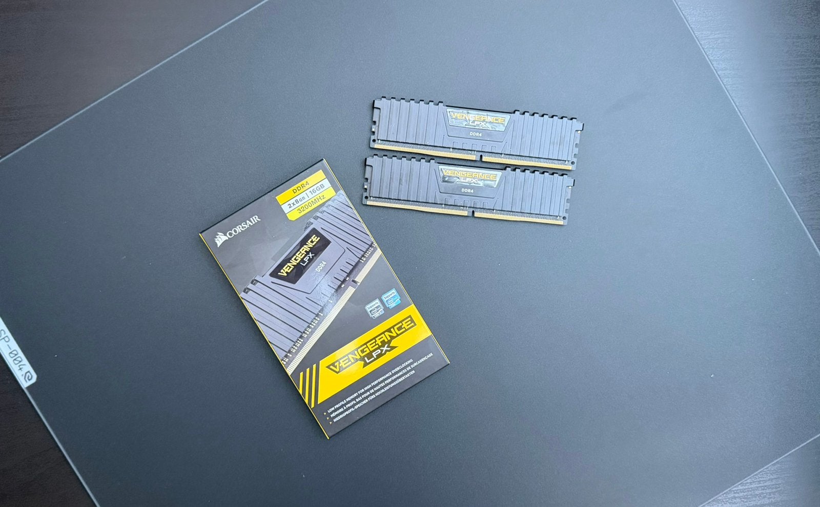 Corsair DDR4 16 GB RAM, Computers en Software, Ophalen of Verzenden, Zo goed als nieuw