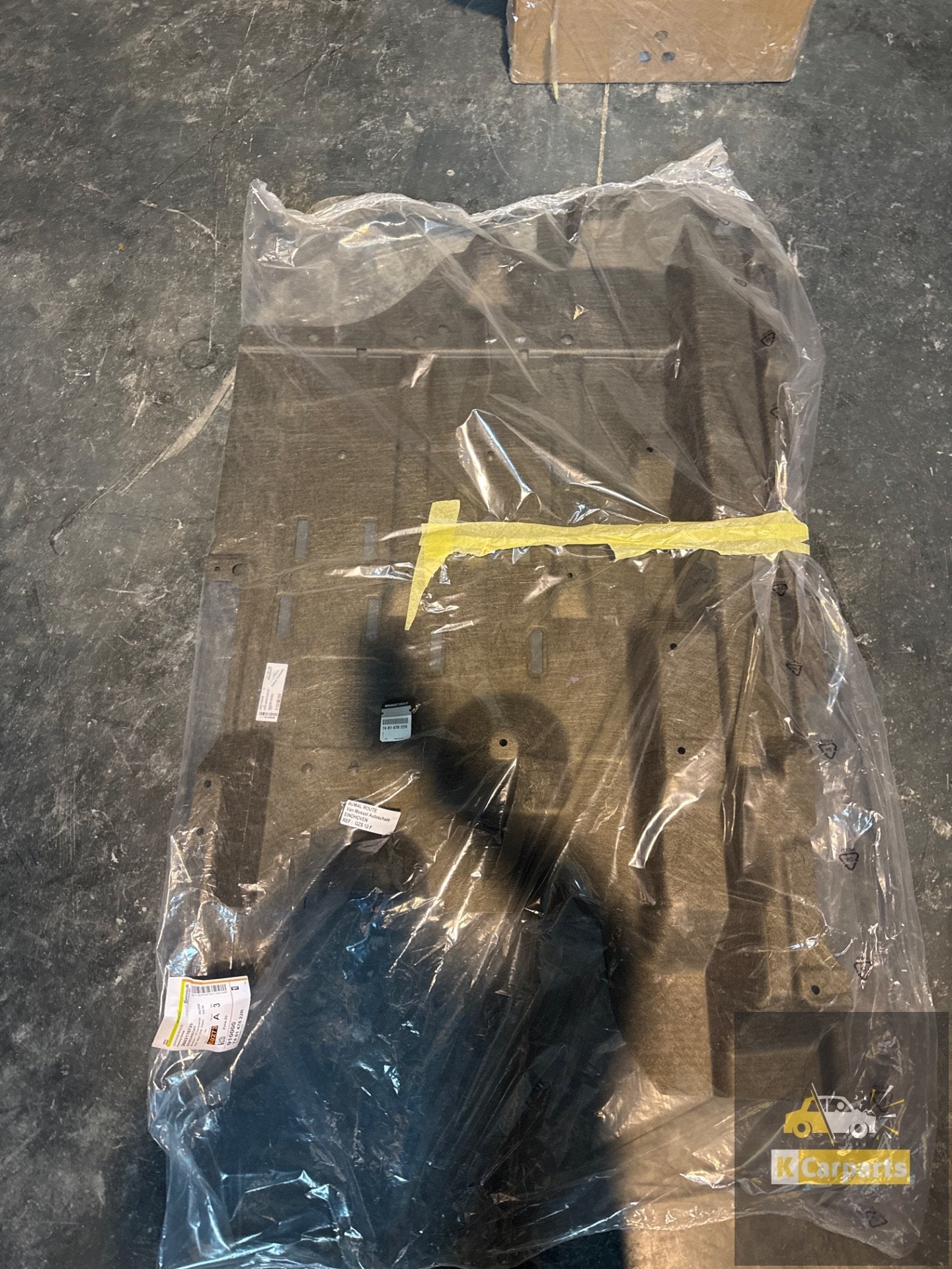 Plaque de protection inf rieure 748147822R Renault Austral, Renault Group, Contact.group@renault.com, Renault, Utilisé