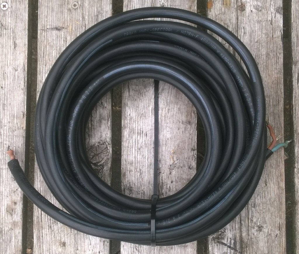 Kabel 230 Volt 10 meter Draka NWPK H07RN-F 3G2,5, Doe-het-zelf en Bouw, Elektriciteit en Kabels, Ophalen of Verzenden, Zo goed als nieuw
