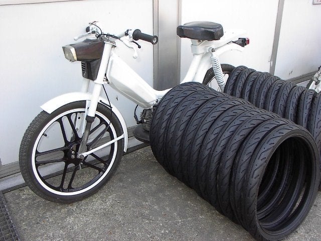 Honda Camino : Hutchinson GP1 taille 2.25 - 17 = 65€, Enlèvement, Neuf, Autres types, Honda camino