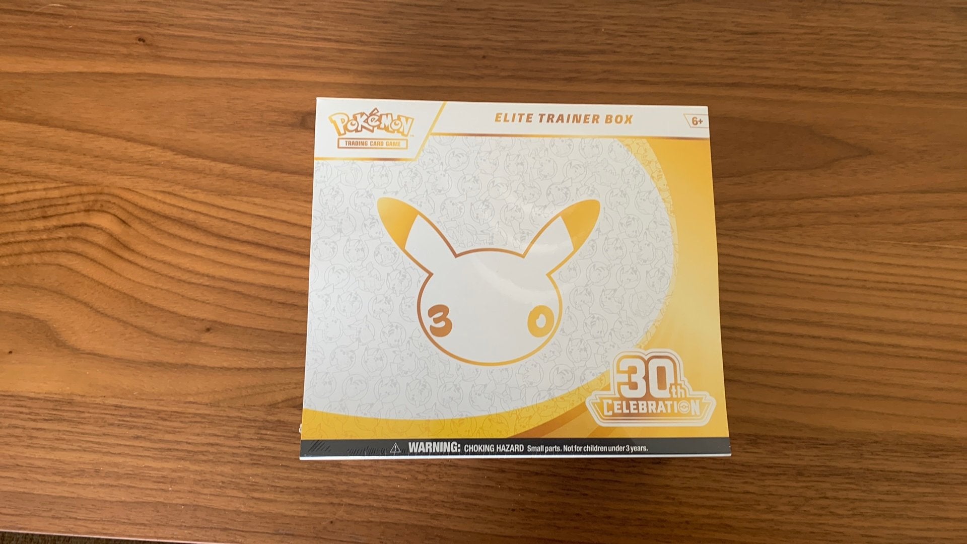 Pokemon 30th Celebration, Games en Spelcomputers, Ophalen, Zo goed als nieuw