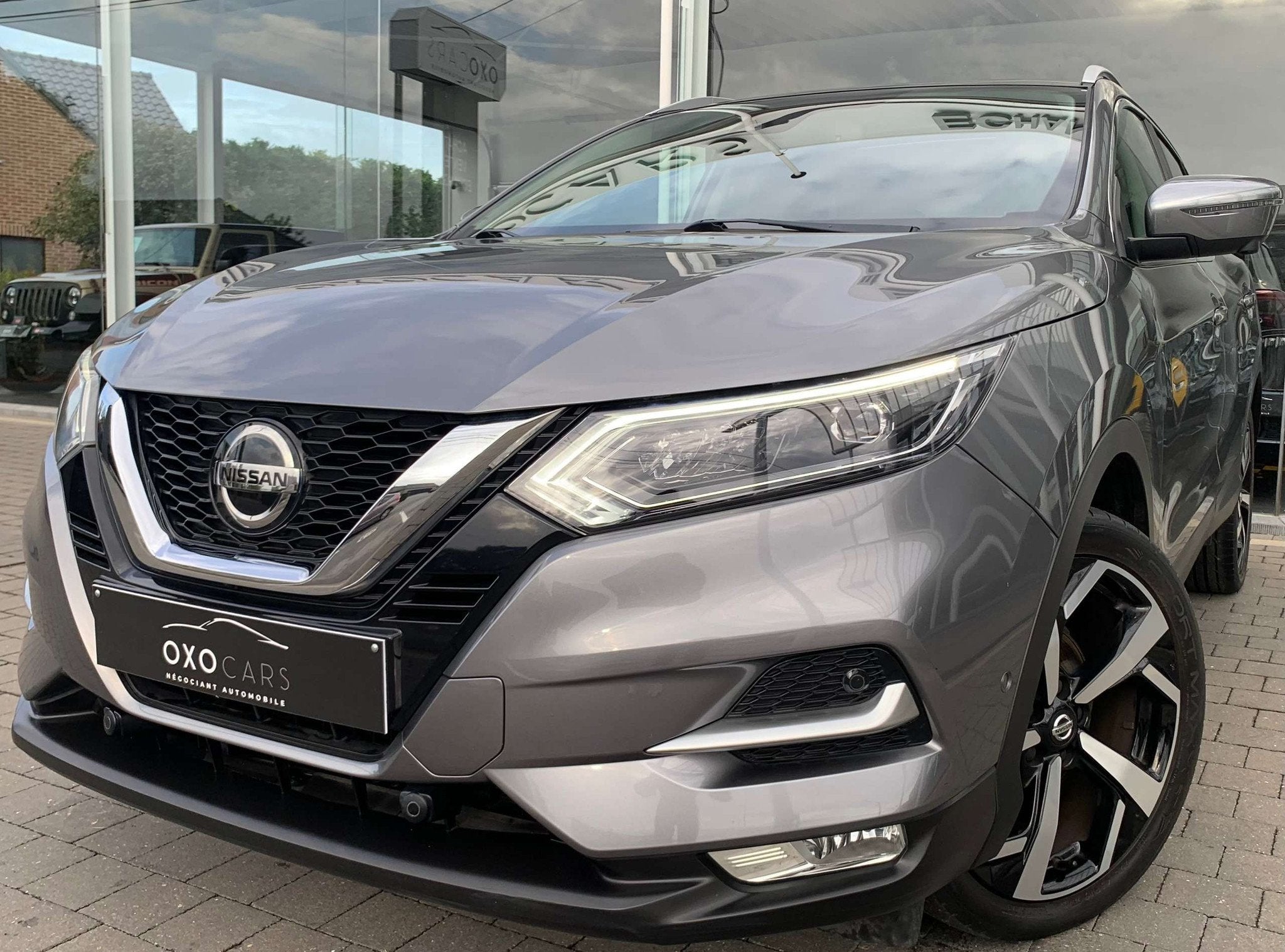 Nissan QASHQAI 1.3 DIG-T Tekna / FULL OPTIONS / Camera 360 /, Auto's, Voorwielaandrijving, Gebruikt, 4 cilinders, Bedrijf