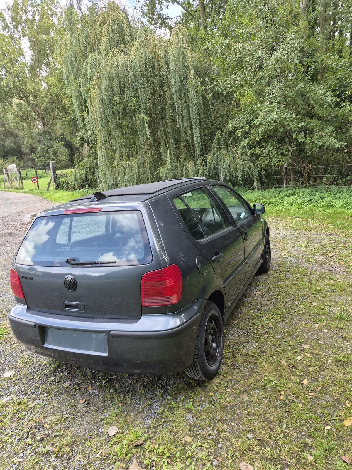 Vw Polo 1,4 benzine met keuring en groot scherm, Autos, Argent ou Gris, Achat, Entreprise, Boîte manuelle